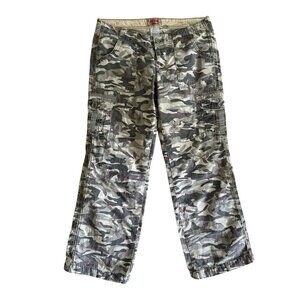 Vintage Y2K Camo Cargo Pants Size 11 No Boundaries Floral Grunge Medium Low Rise
